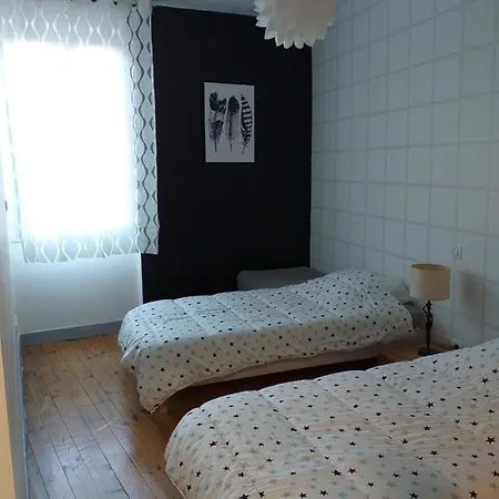 Des Chemins Konukevi *