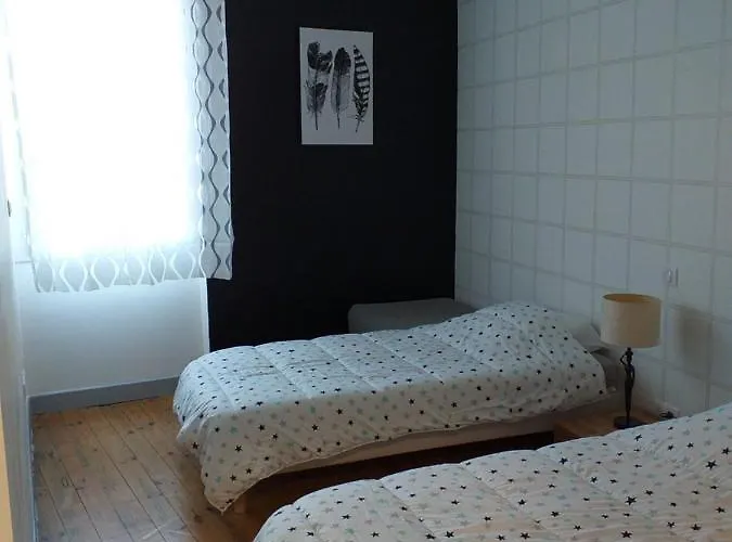 Des Chemins Konukevi *